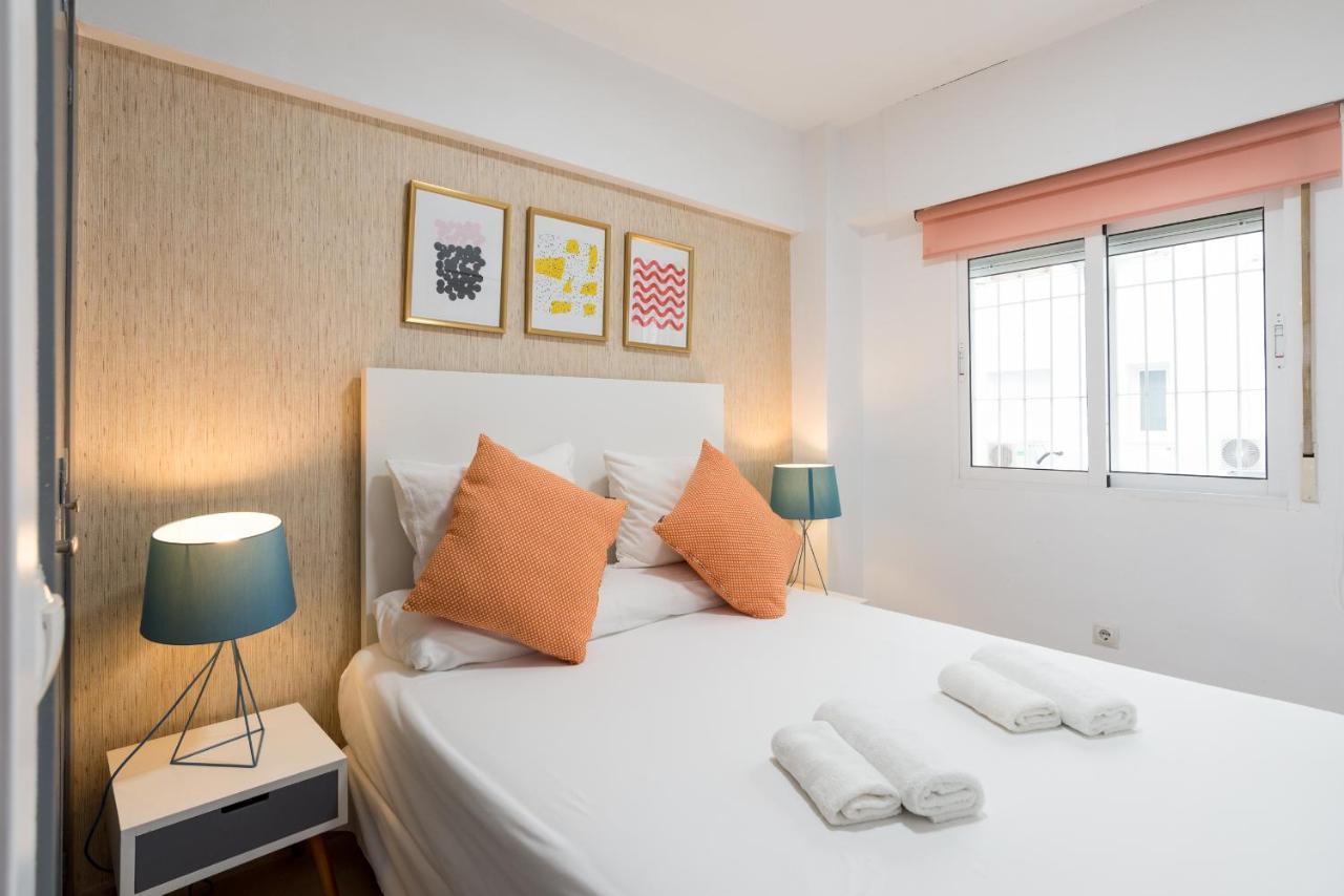 Ferienwohnung Mp6-Cathedral Views Apt Right On The Beach Málaga Exterior foto